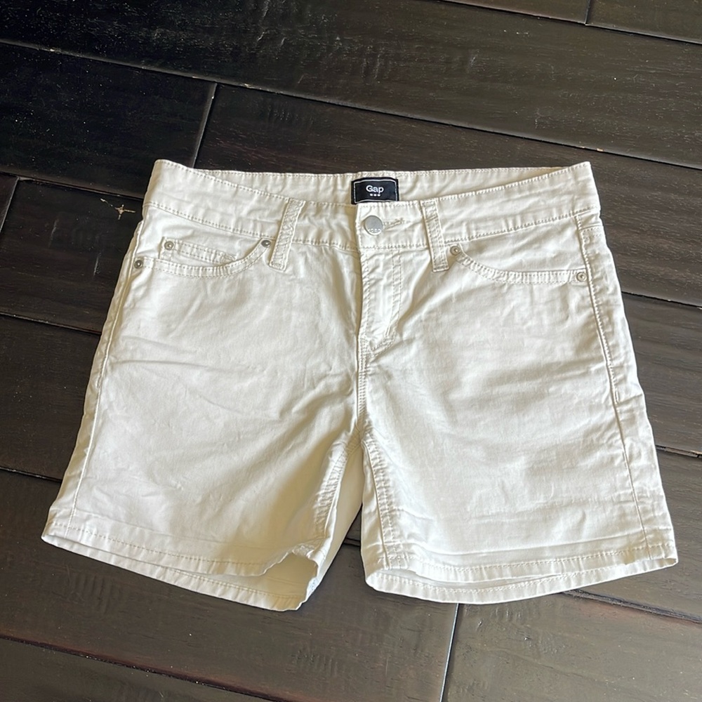 Woman Gap khaki short